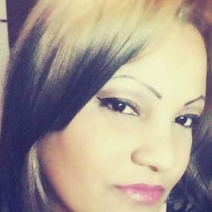 Meet your Posher, Yesenia